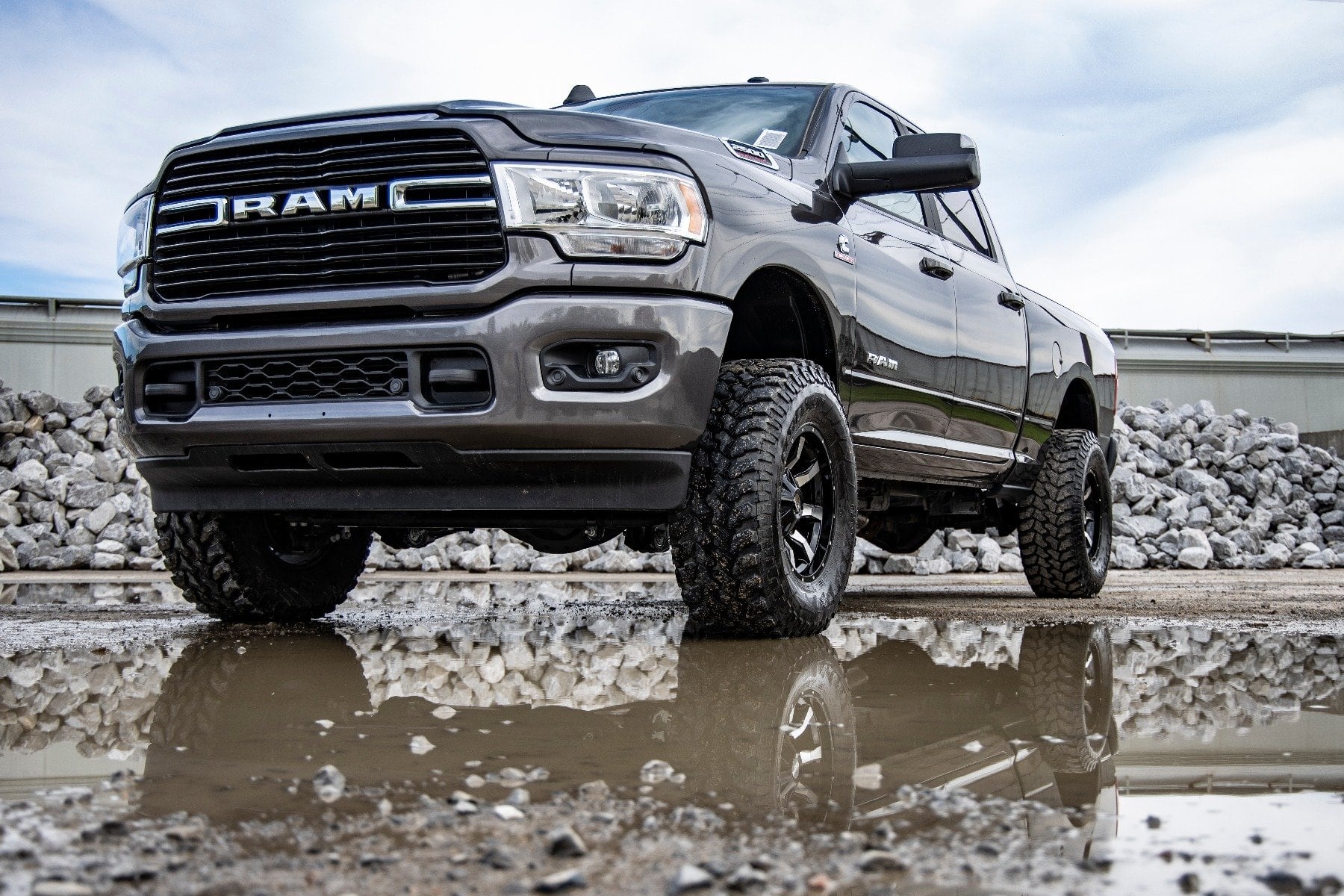 2.5 Inch Leveling Kit | RR Coil | V2 | Ram 2500 (14-26)/3500 (13-26) - Image 2