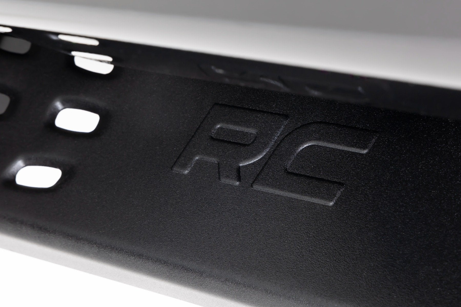 RPT2 Running Board | Crew Cab | Black | Toyota Tundra 2WD/4WD (2007-2021) - Image 4