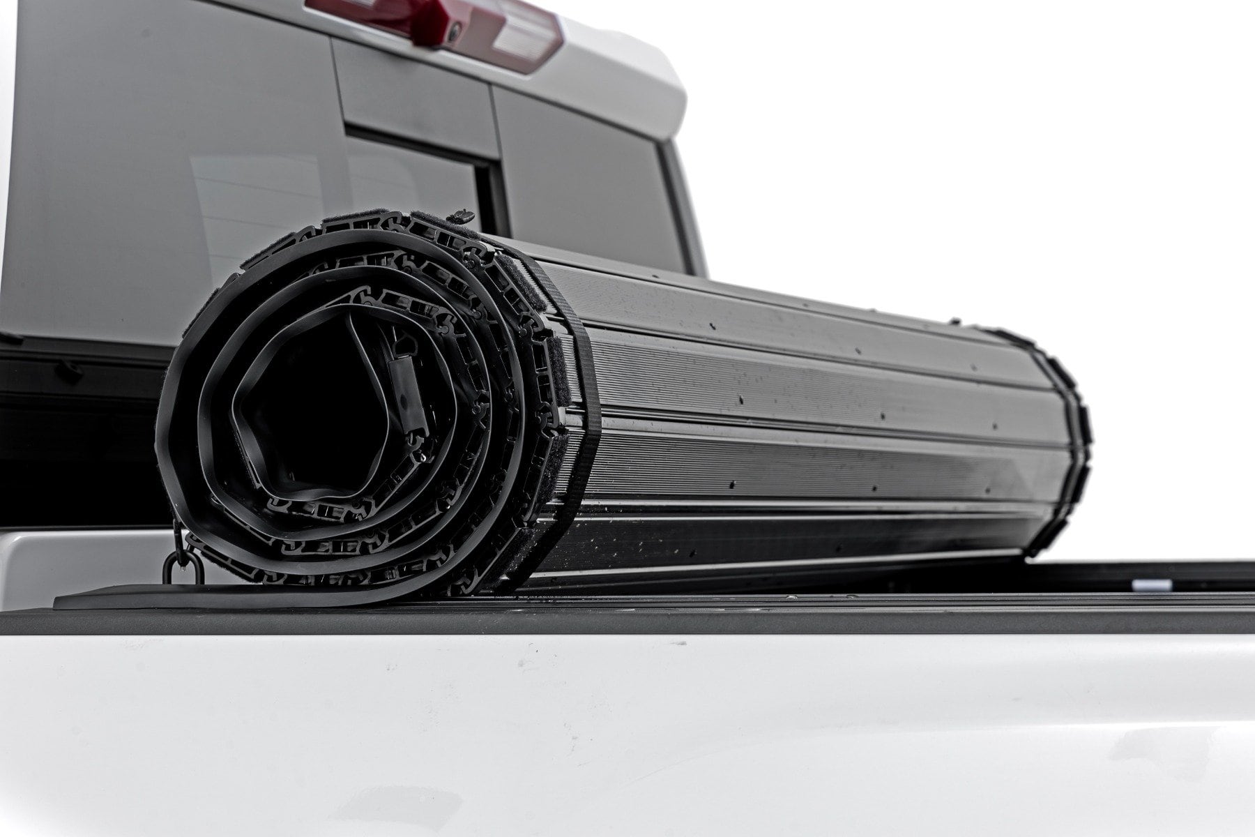 Hard Roll Up Bed Cover | 6'9" Bed | Chevy/GMC Silverado/Sierra 2500HD/3500HD (20-25) - Image 4