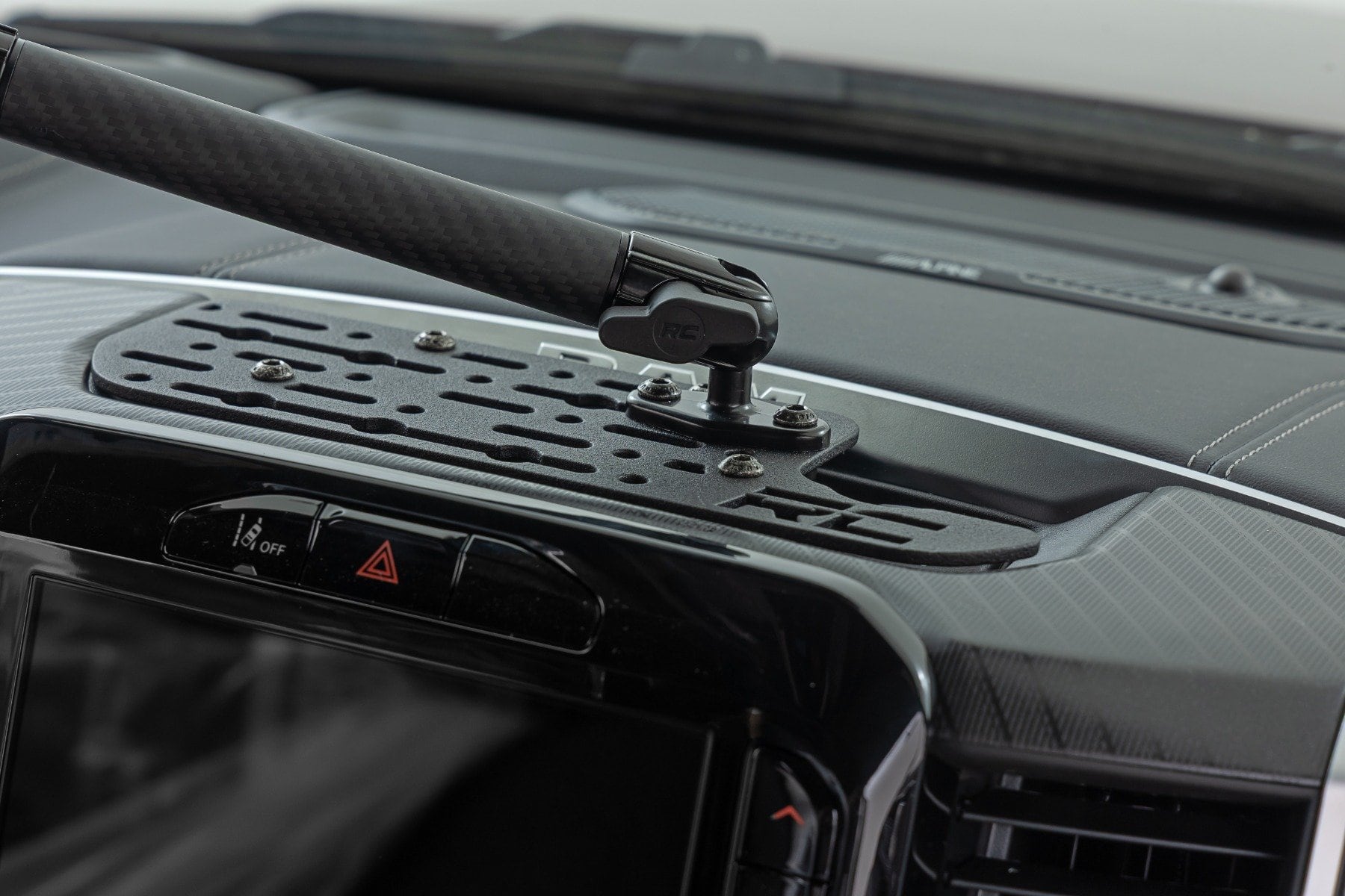 Dash Mount | 8" Mag Safe Mount Kit | 8in Screen | Ram 1500 4WD (2019-2026) - Image 4