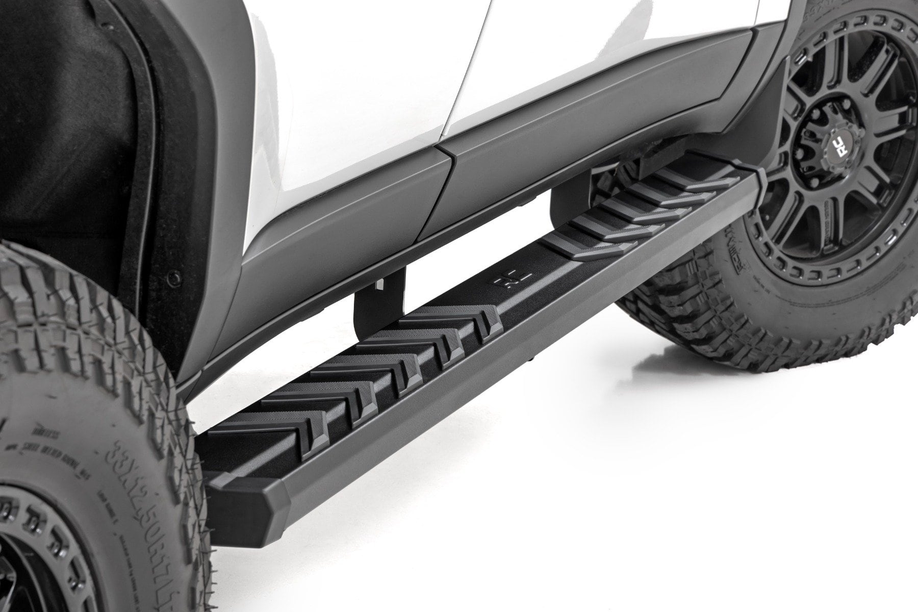 BA2 Running Boards | Side Step Bars | Toyota Land Cruiser 4WD (2024-2025) - Image 4