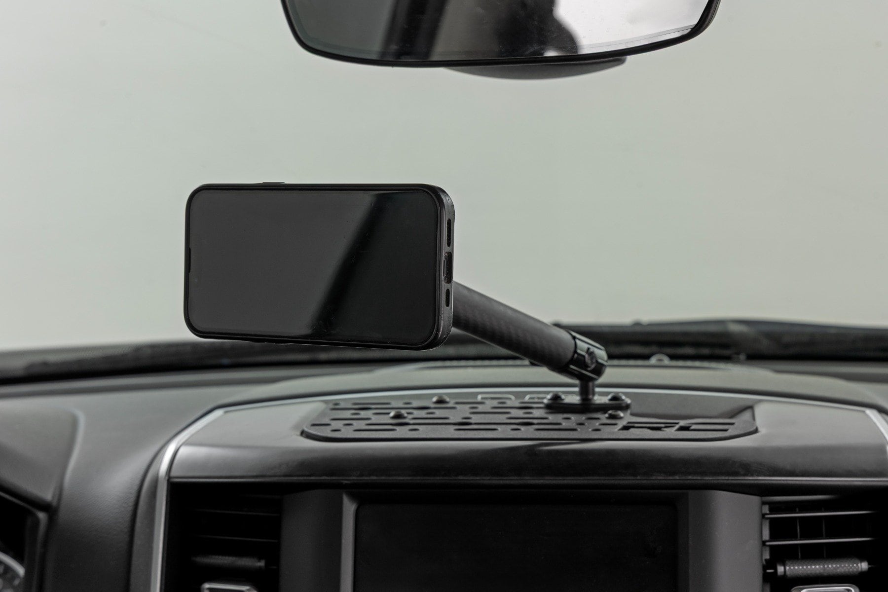Dash Mount | 8" Mag Safe Mount Kit | 8in Screen | Ram 1500 4WD (2019-2026) - Image 2