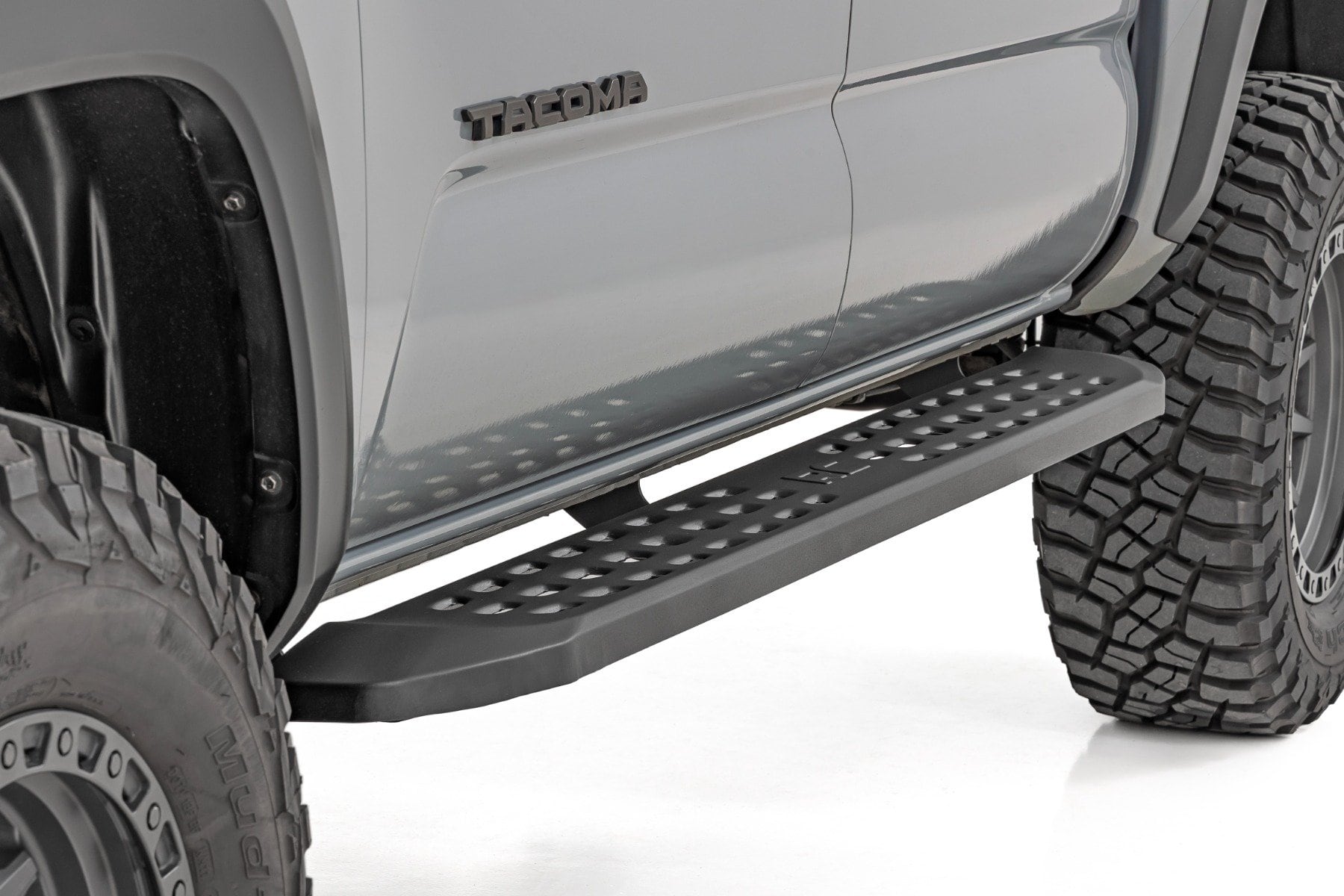 RPT2 Running Board | Double Cab | Black | Toyota Tacoma 2WD/4WD (2016-2023) - Image 4