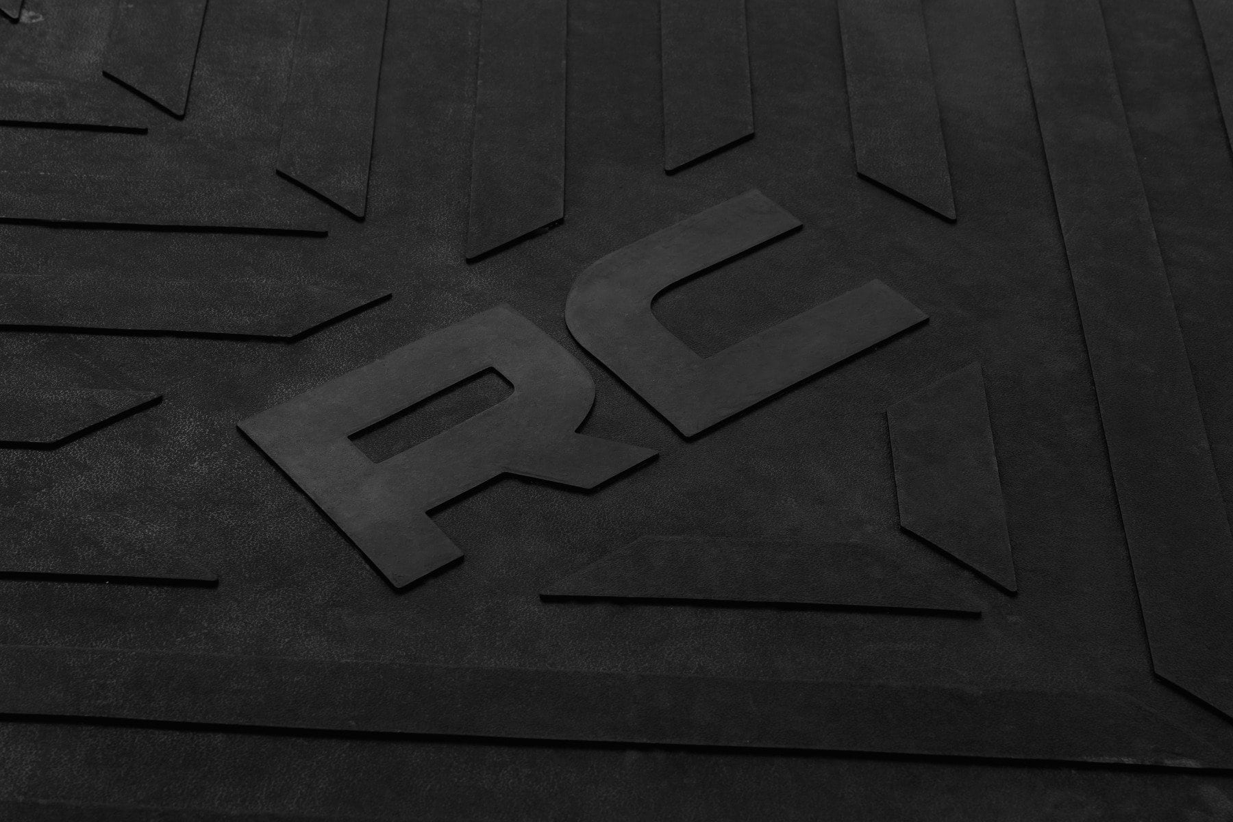 Bed Mat | 6'9" Bed | RC Logo | Chevy/GMC Silverado/Sierra 2500HD/3500HD (20-25) - Image 4