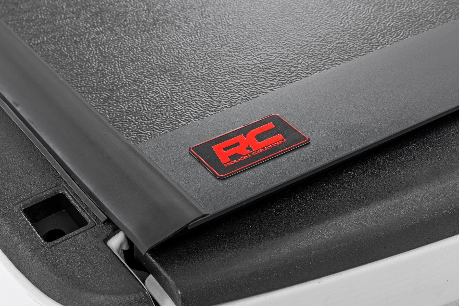Hard Low Profile Bed Cover | 5'7" Bed | No Rambox | Ram 1500 2WD/4WD (2009-2018 & Classic) - Image 6