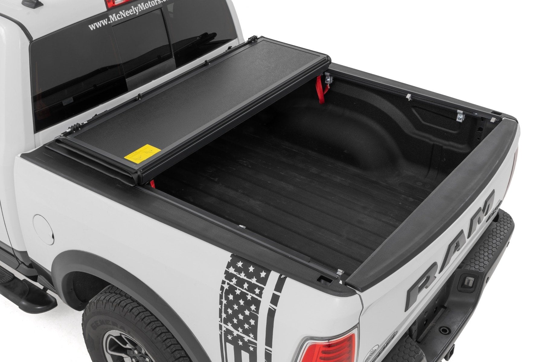 Hard Low Profile Bed Cover | 5'7" Bed | No Rambox | Ram 1500 2WD/4WD (2009-2018 & Classic) - Image 2