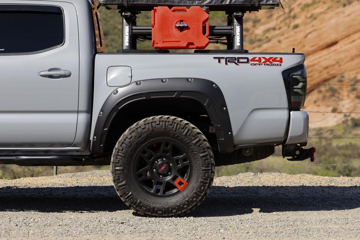Fender Flares | Defender | 1D6 Silver Sky Metallic | Toyota Tacoma (16-23) - Image 4