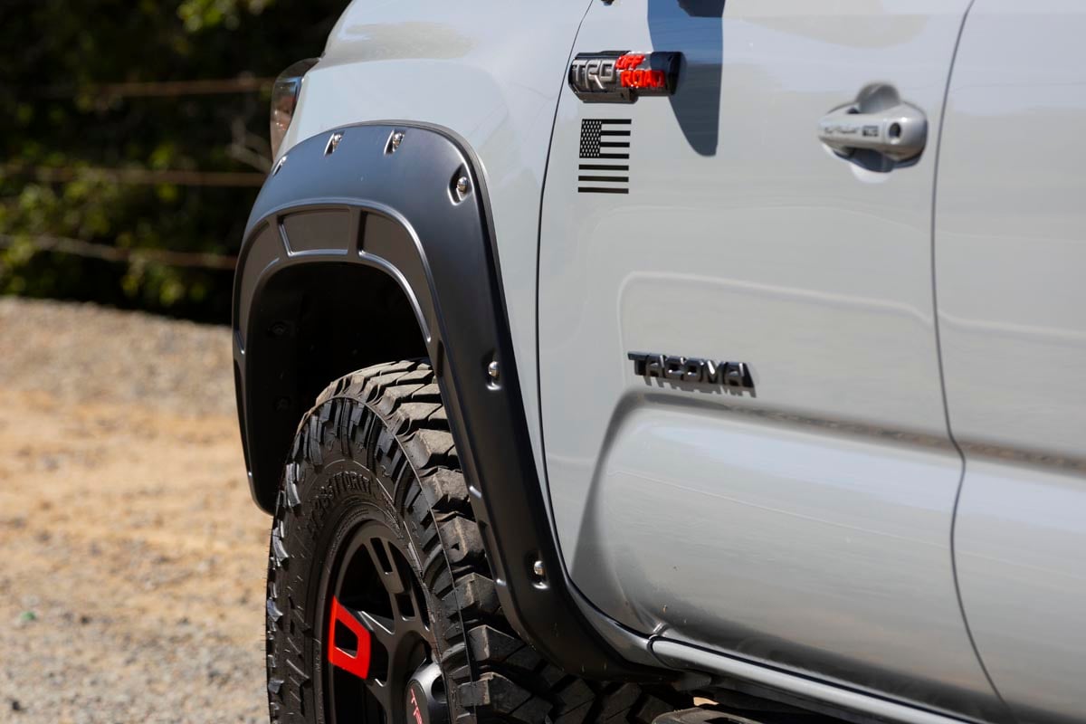 Fender Flares | Defender | 8T6 Voodoo Blue | Toyota Tacoma 2WD/4WD (16-23) - Image 6