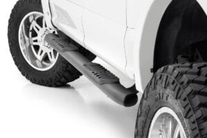 Oval Nerf Step | Crew Cab | Black | Ford F-150/Lightning/F-250/F-350/Raptor (15-26)
