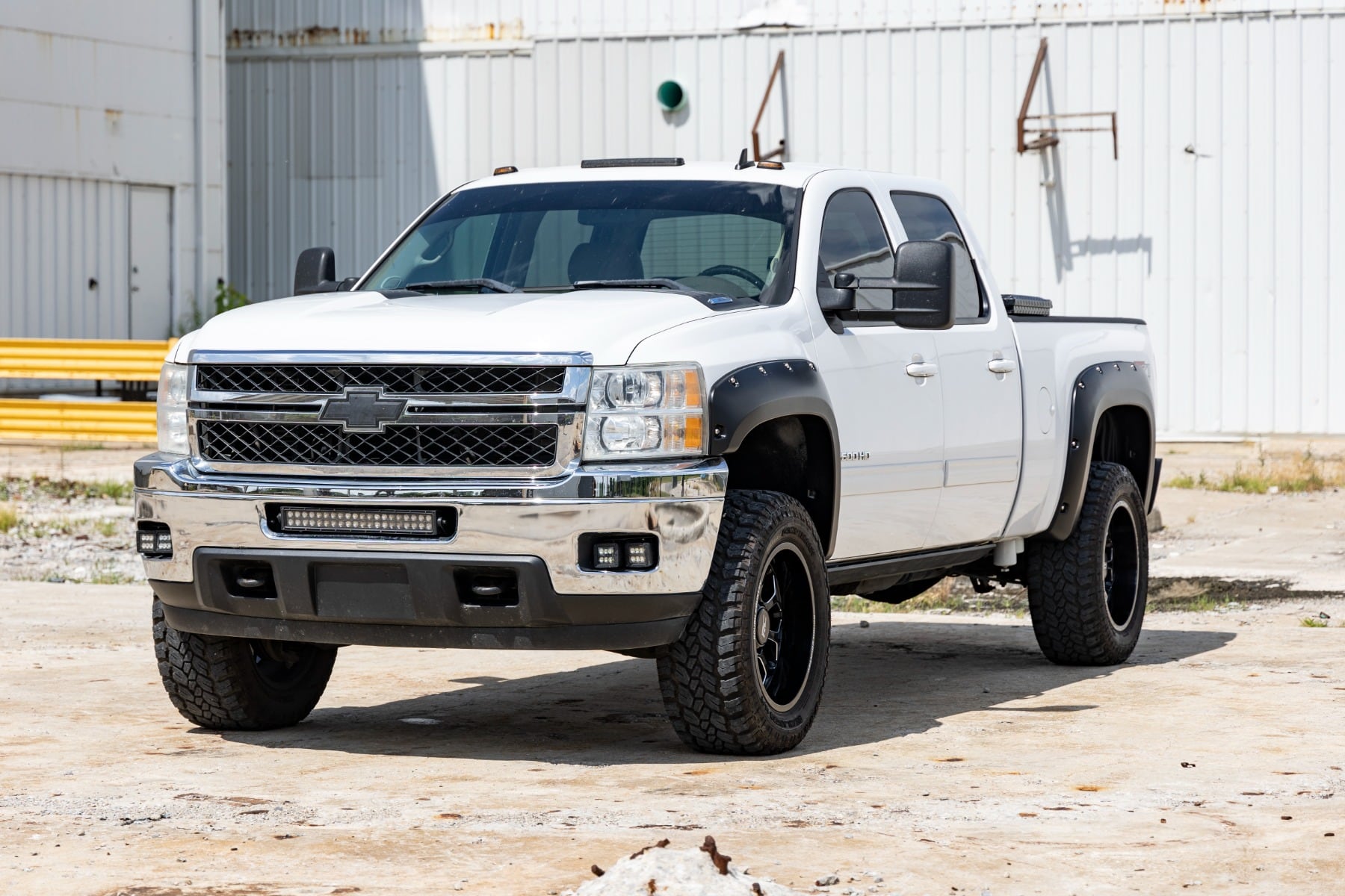 Pocket Fender Flares | GAZ Summit White | Chevy Silverado 1500/2500HD/3500HD (07-14) - Image 2