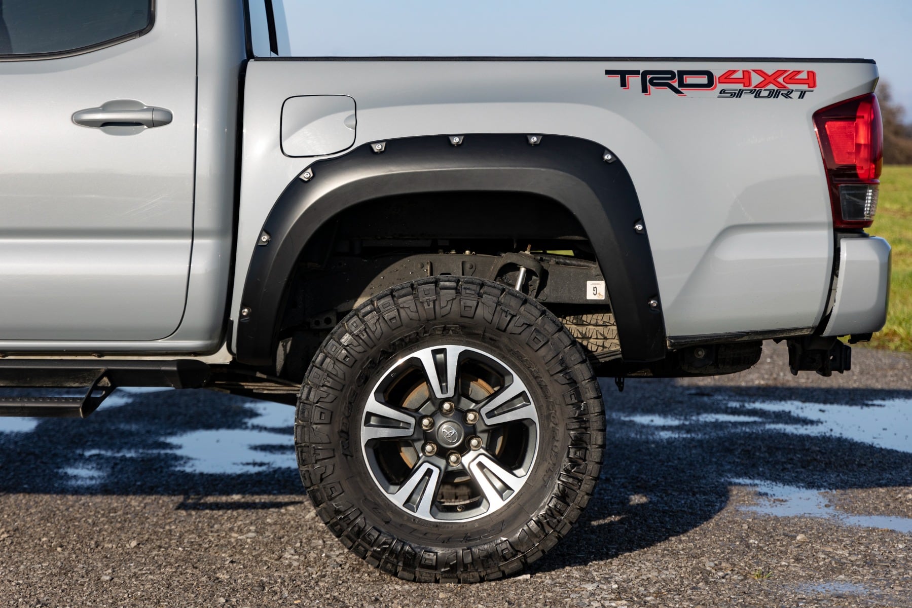 Pocket Fender Flares | 8T0 Blazing Blue | Toyota Tacoma 2WD/4WD (2016-2023) - Image 6