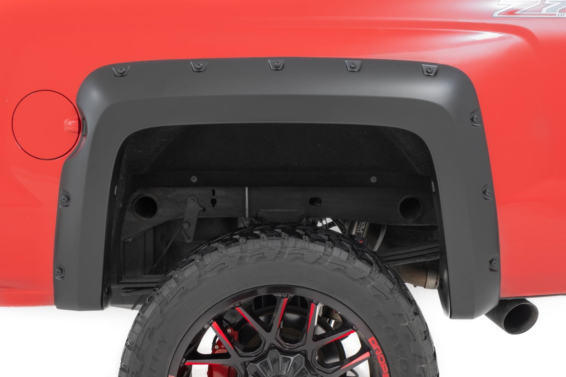 Pocket Fender Flares | 6'7" & 8' Bed | GAN Silver Ice Metallic | Chevy Silverado 1500 (14-18)/2500HD - Image 6
