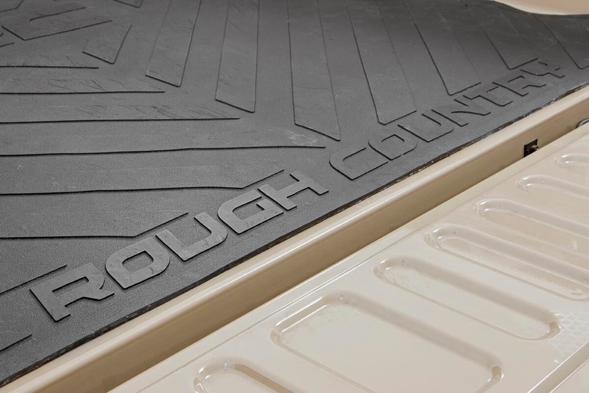 Bed Mat | 5'7" Bed | RC Logo | Ram 1500 (19-26)/1500 TRX (21-24) - Image 2