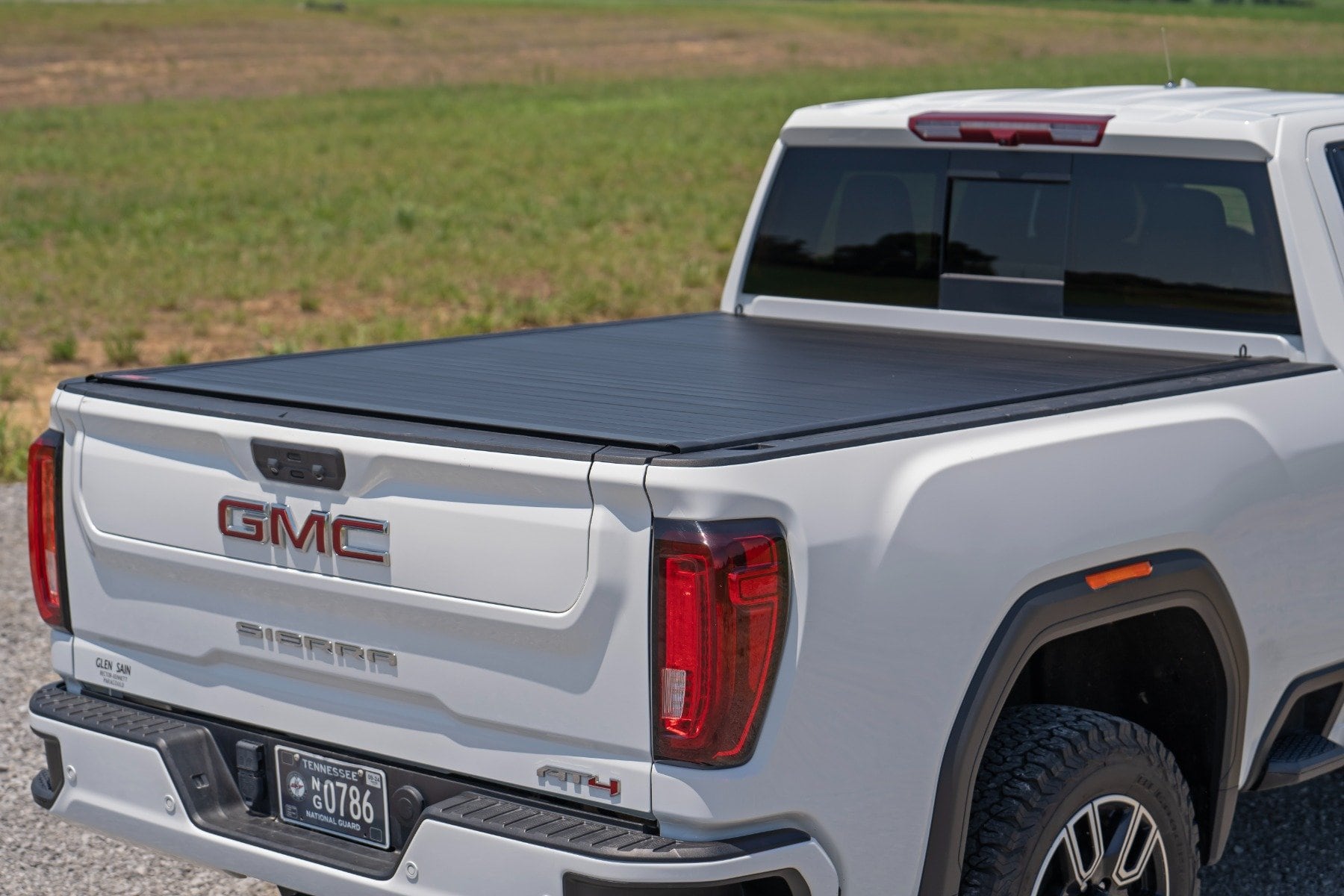 Hard Roll Up Bed Cover | 6'9" Bed | Chevy/GMC Silverado/Sierra 2500HD/3500HD (20-25) - Image 5