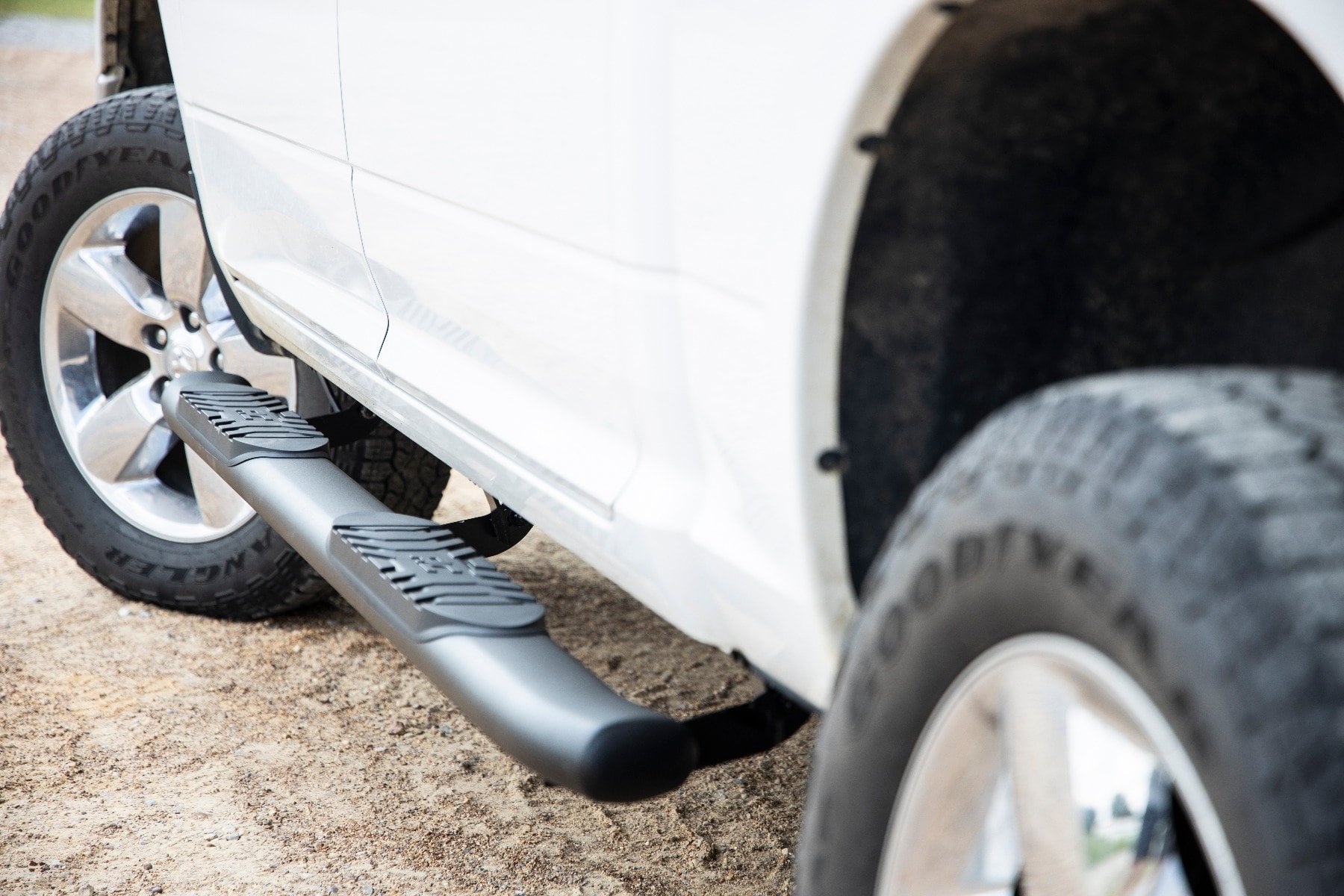 Oval Nerf Step | Crew Cab | Black | Ram 1500/2500/3500 2WD/4WD (2010-2025 & Classic) - Image 5