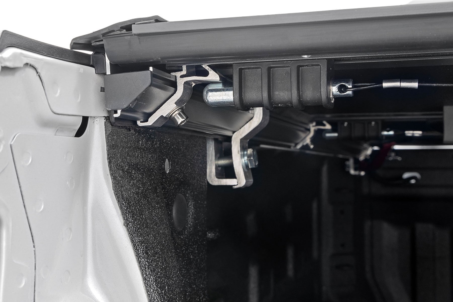 Hard Low Profile Bed Cover | 6'7" Bed | Rail Cap | Chevy/GMC 1500/2500HD/3500HD (14-19 & Classic) - Image 4