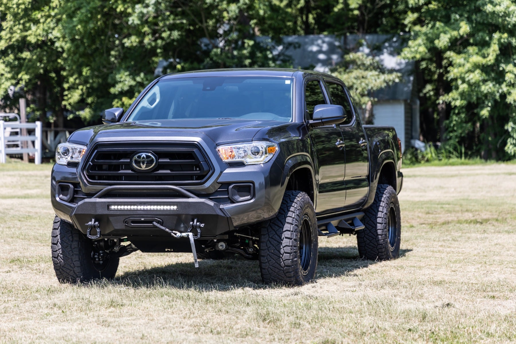 Front Bumper | Hybrid | 9500-Lb Pro Series Winch | Synthetic Rope | Toyota Tacoma (16-23) - Image 4