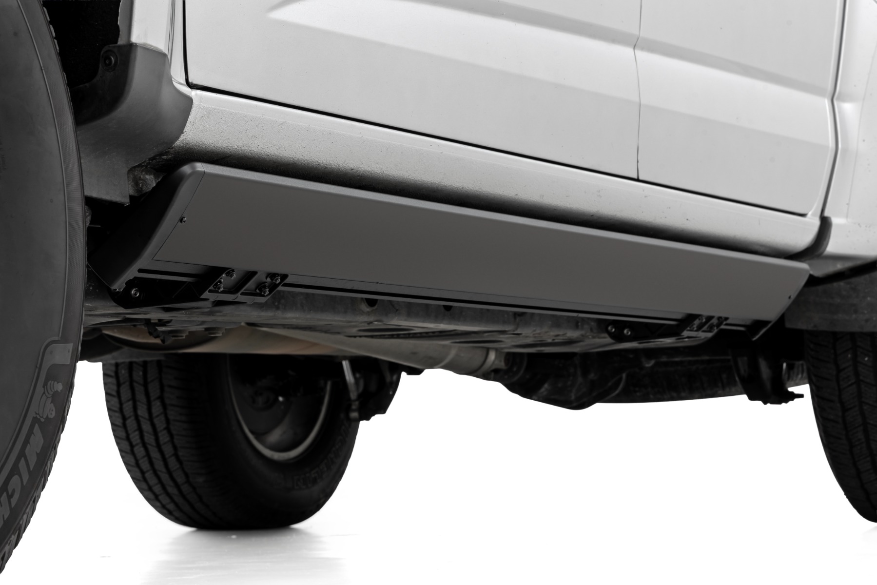 Power Running Boards | HT-Series | Crew Cab | Chevy Colorado/GMC Canyon (2015-2026) - Image 5