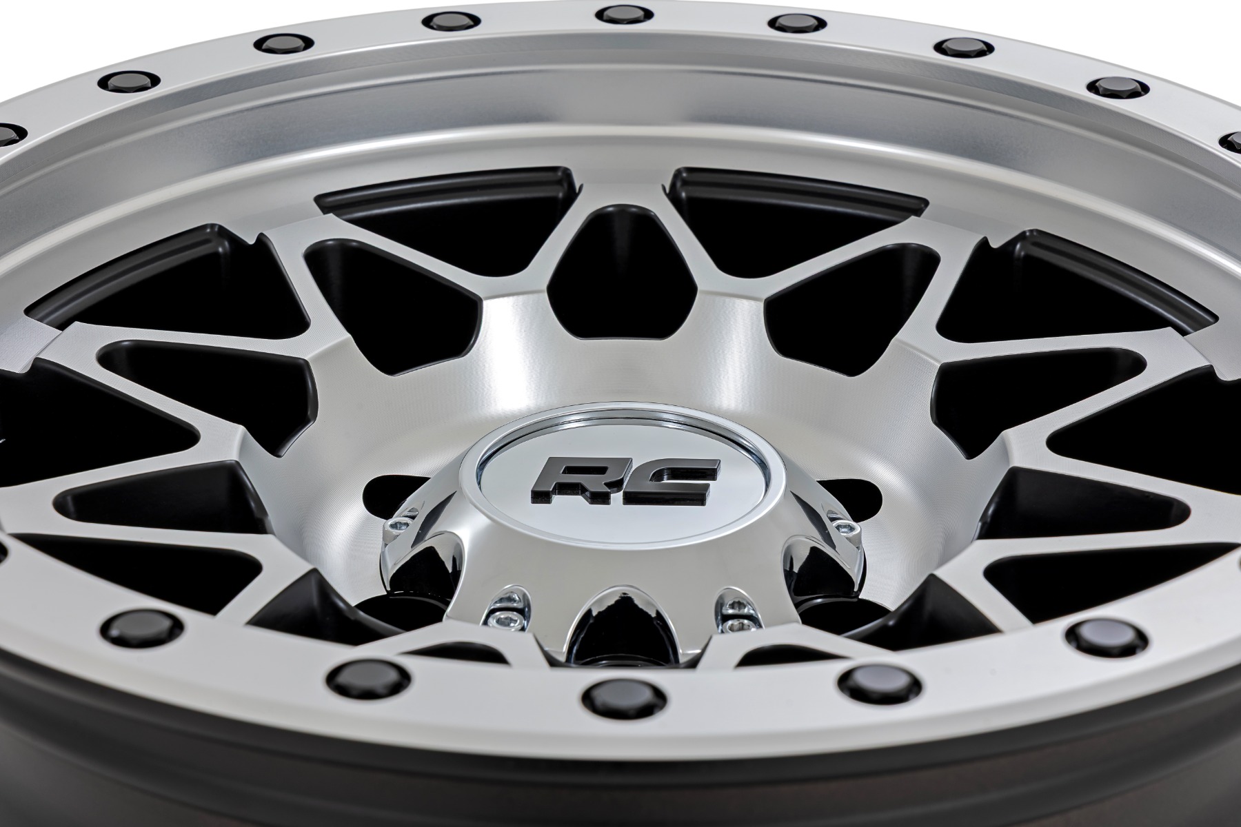 Rough Country 78 Series Wheel | Simulated Beadlock | Full Machine | 18x9 | 8x180 | 0mm - Image 4