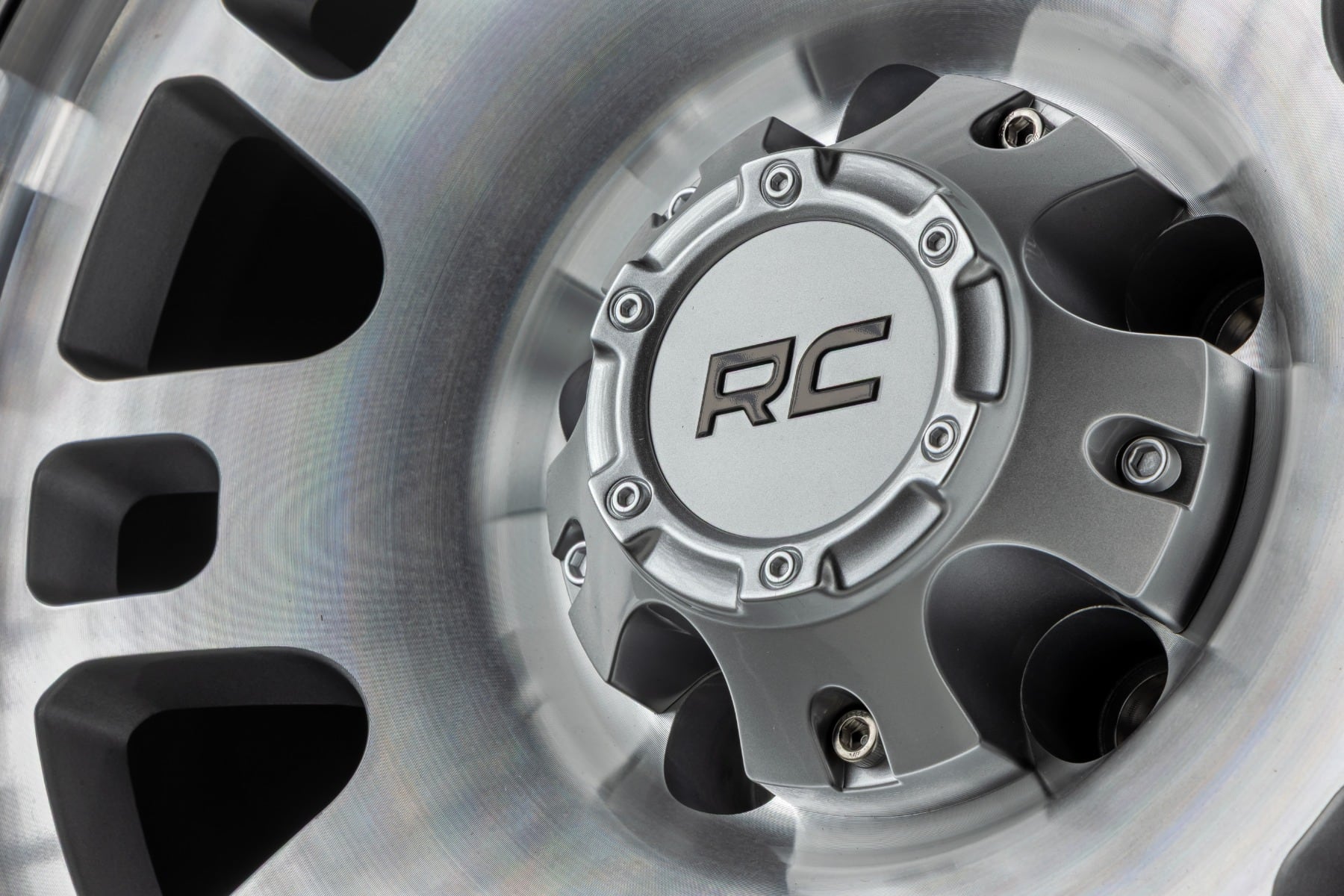 Rough Country 82 Series Wheel | One-Piece | Full Machined | 15x8 | 5x4.5 | -19mm - Image 4