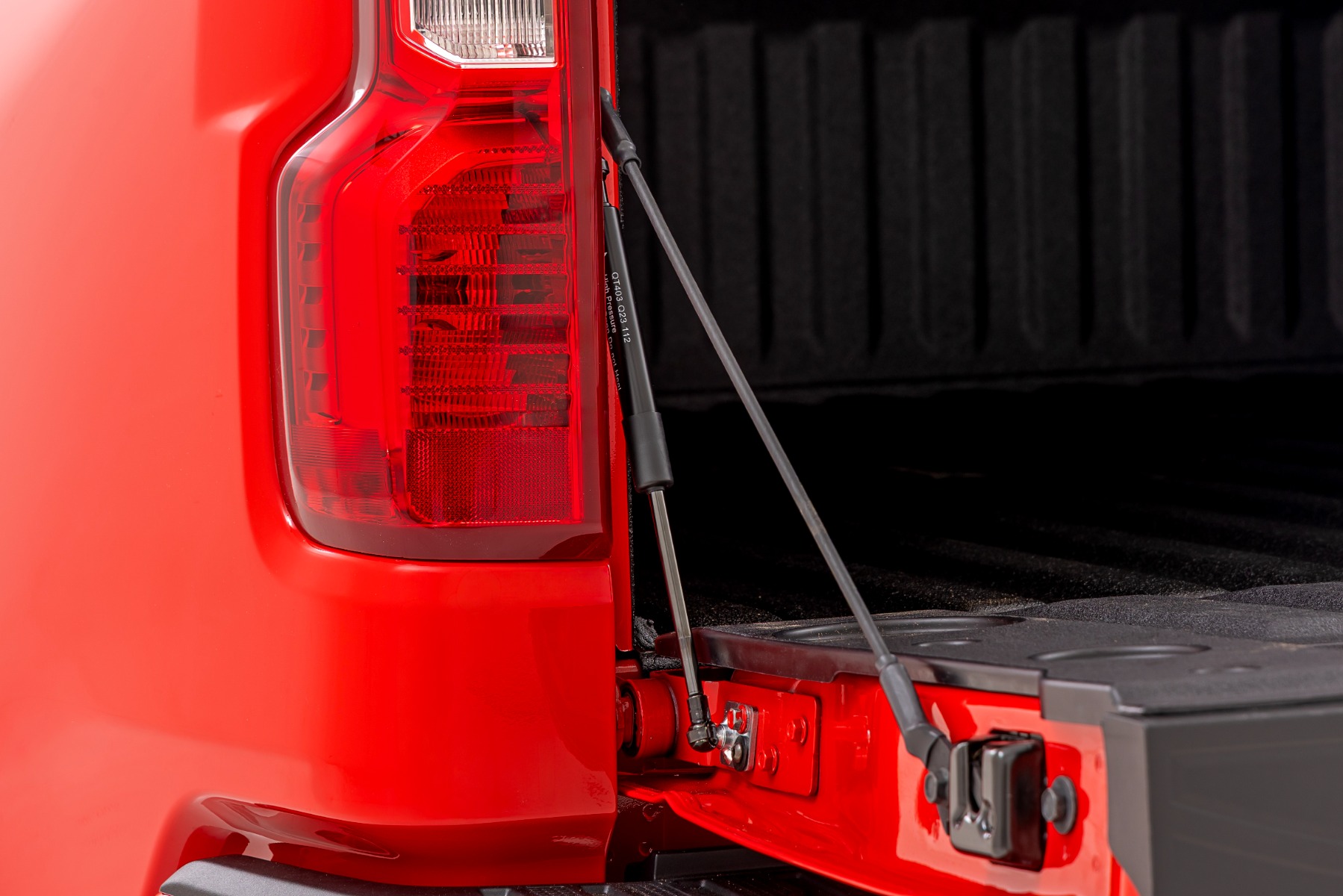 Tailgate Assist | Chevy Silverado & GMC Sierra 1500 2WD/4WD (2019-2026) - Image 3