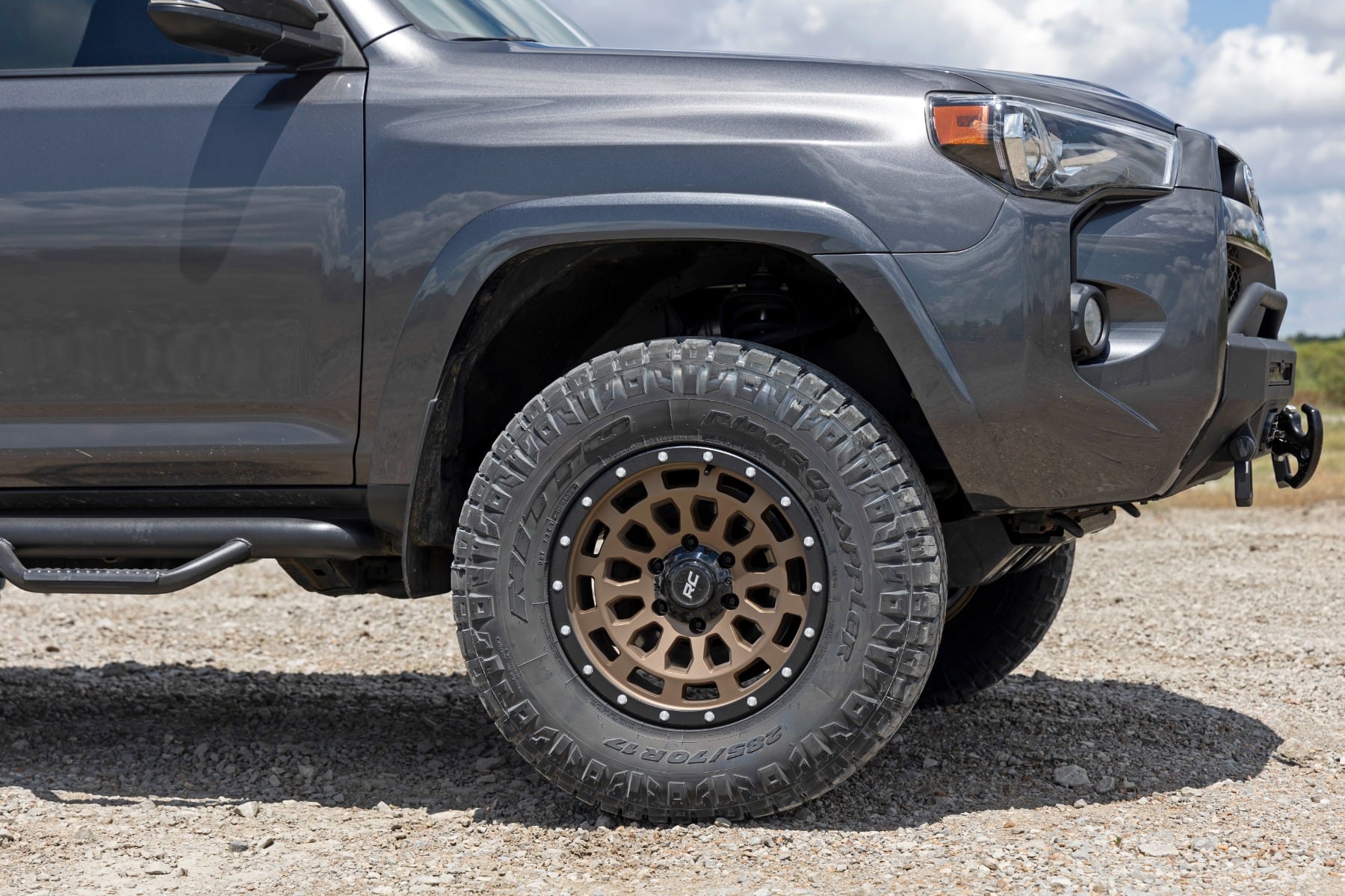 Rough Country 87 Series Wheel | Simulated Beadlock | Bronze/Black | 17x8.5 | 5x4.5 | +0mm - Image 6