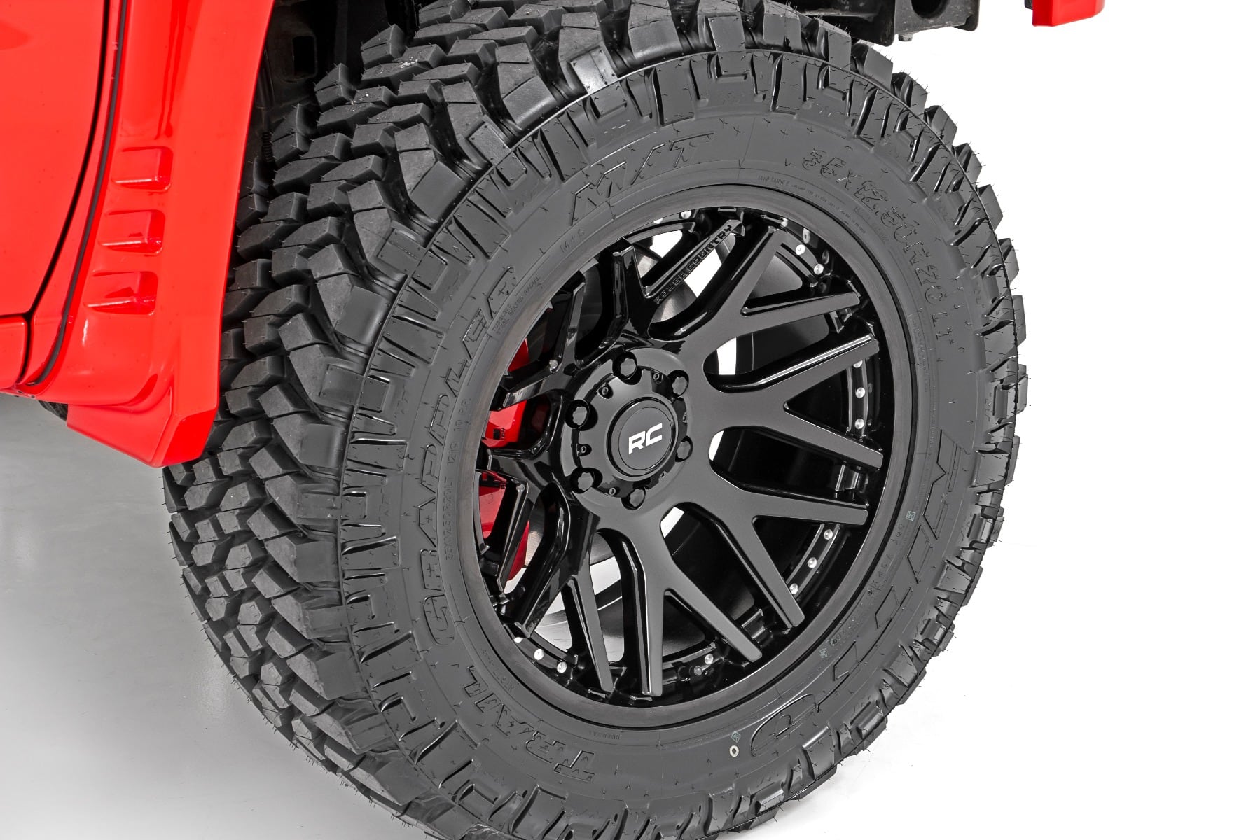 Rough Country 95 Series Wheel | One-Piece | Gloss Black | 20x10 | 8x170 | -19mm - Image 4