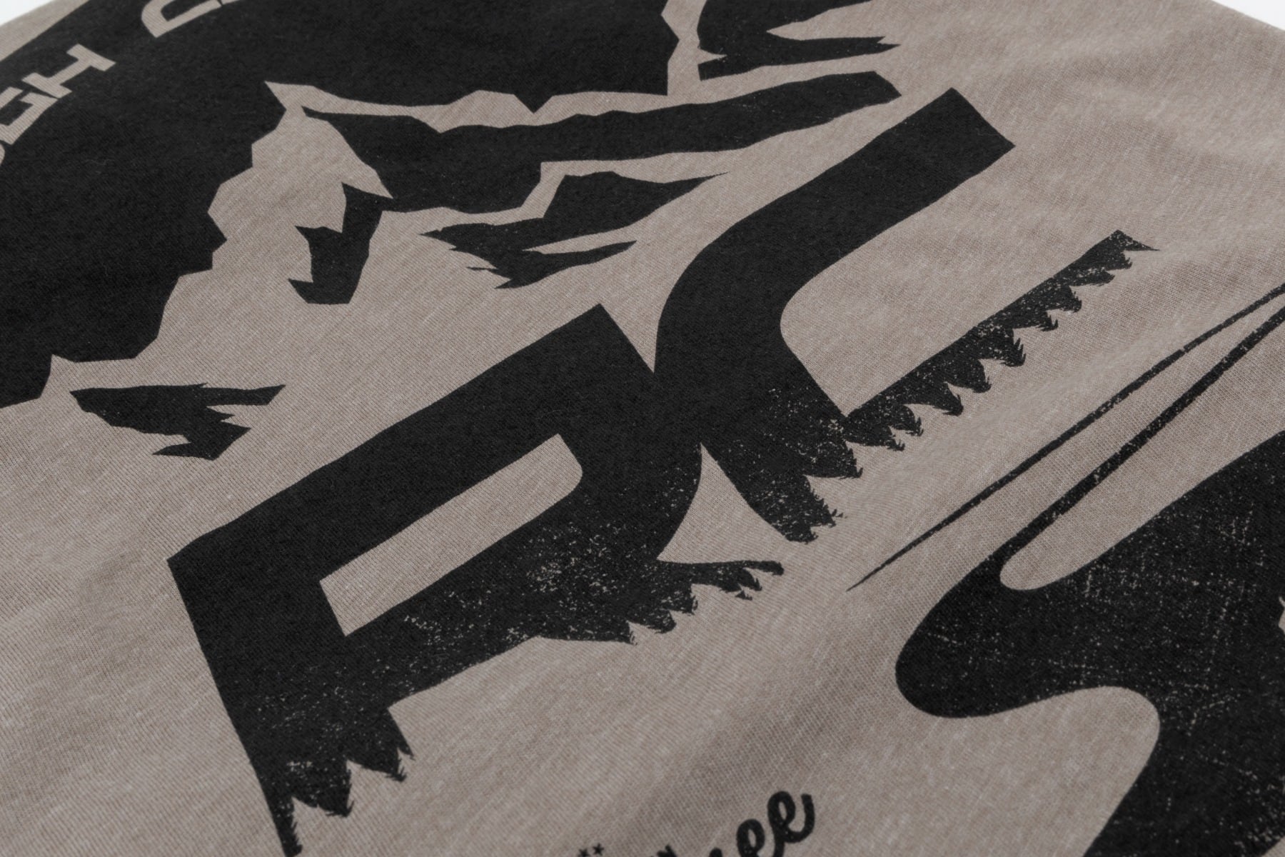 Rough Country T-Shirt | RC Mountains | Warm Gray | MD - Image 2