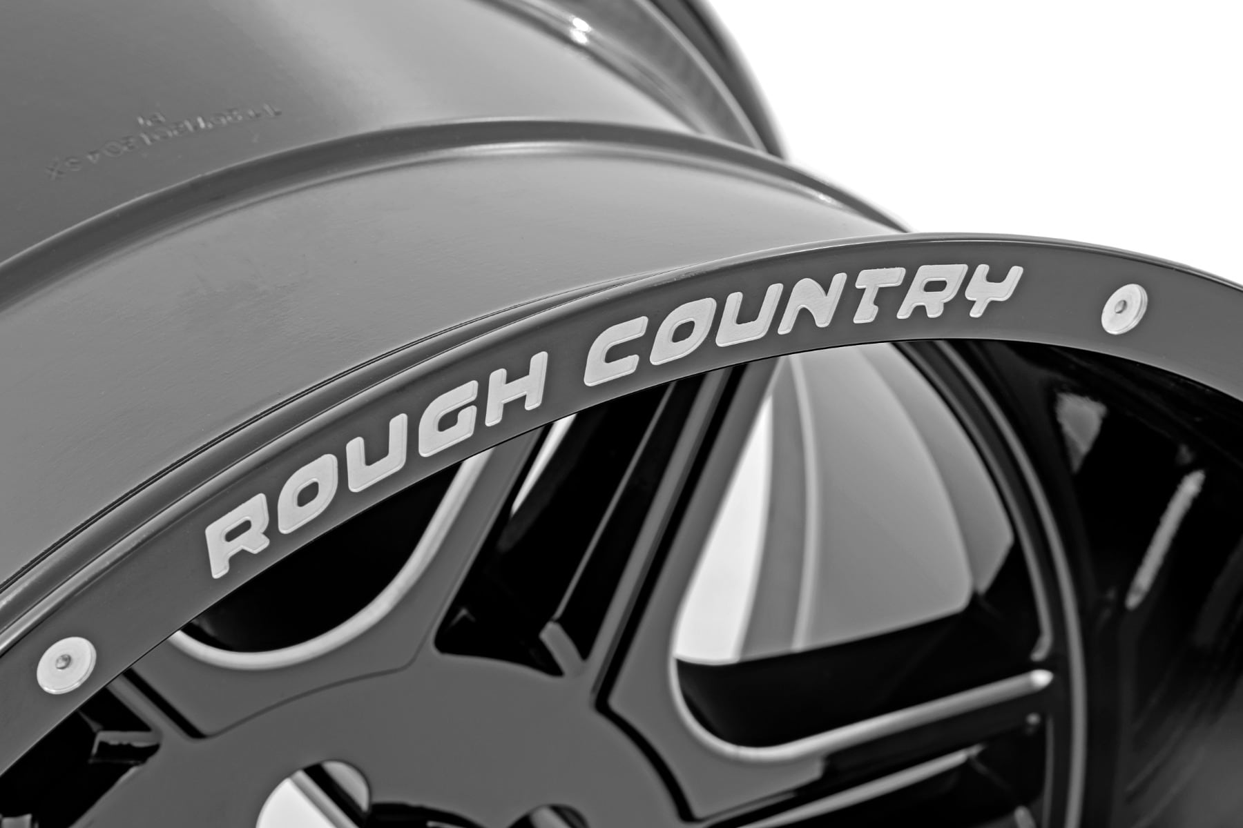 Rough Country 92 Series Wheel | Machined One-Piece | Gloss Black | 18x9 | 6x5.5 | +18mm - Image 2